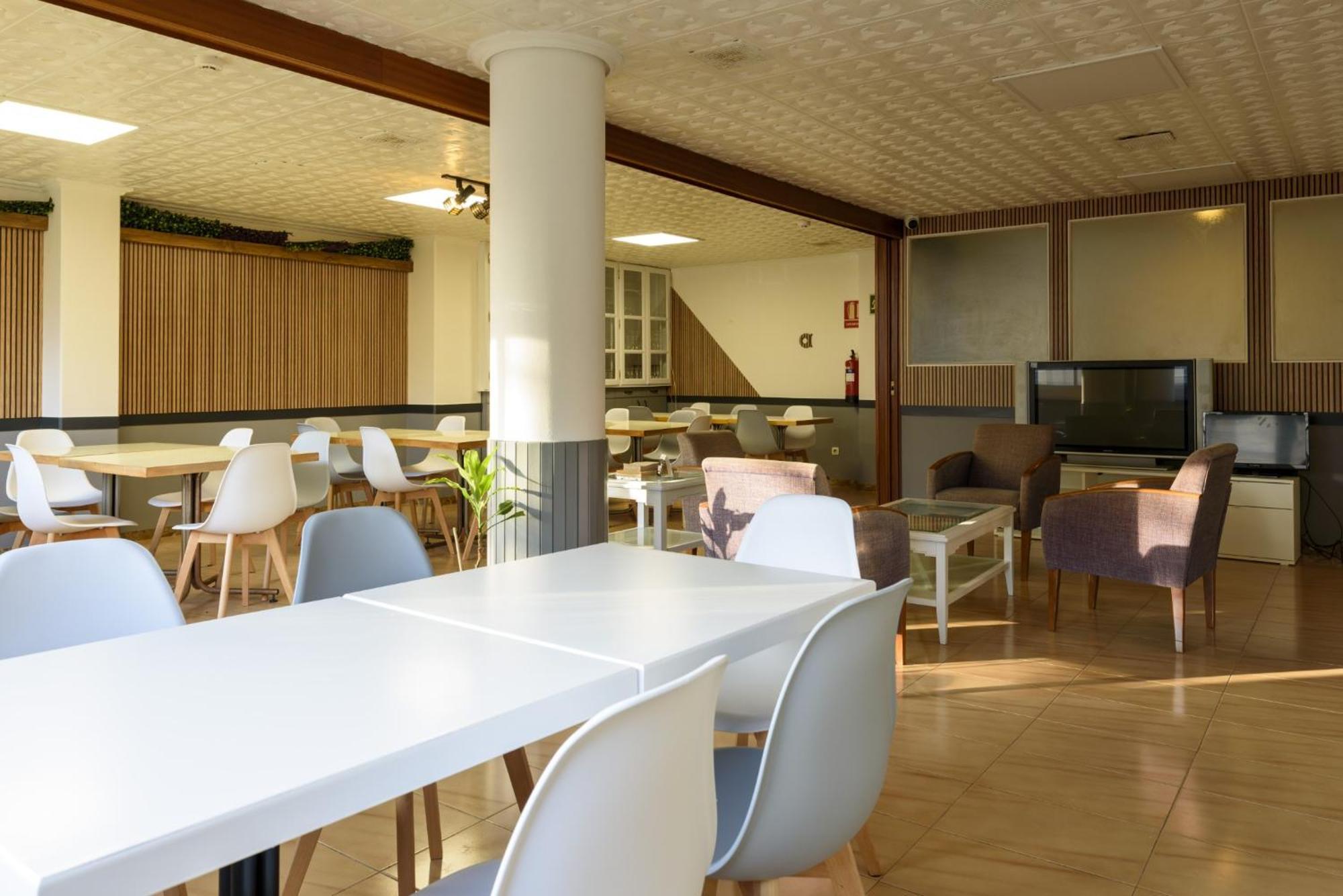 Hotel Alda Naron Extérieur photo