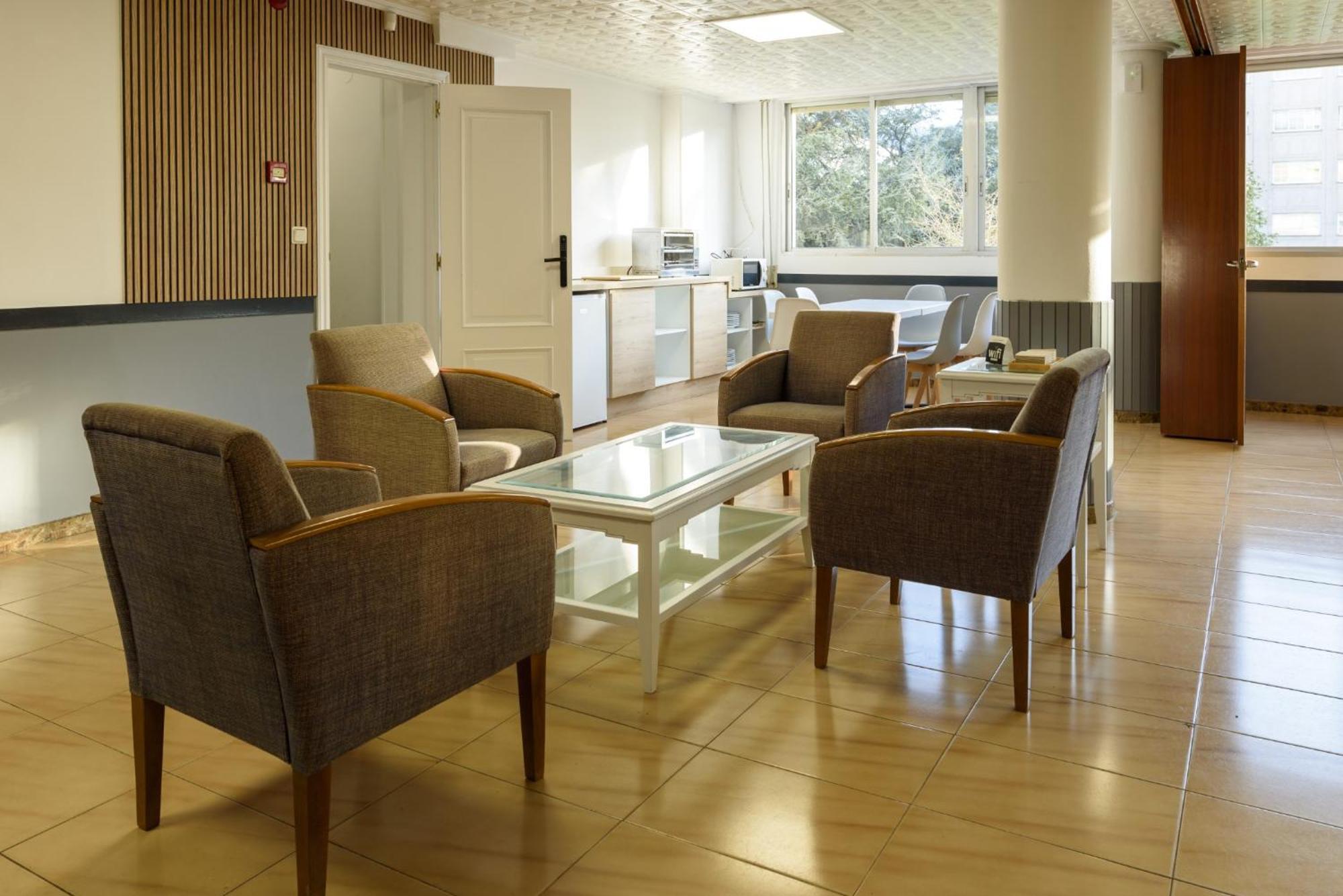 Hotel Alda Naron Extérieur photo