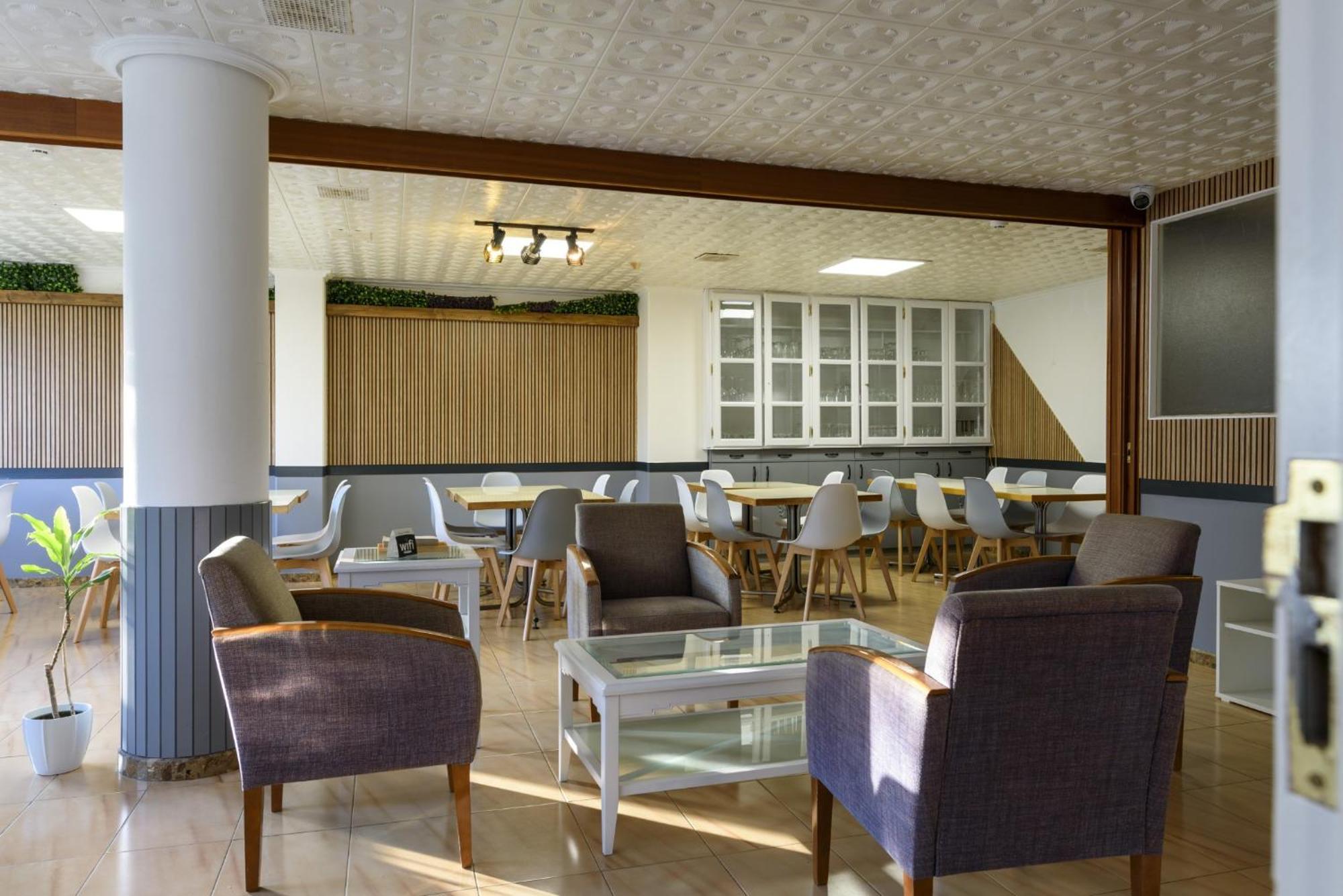 Hotel Alda Naron Extérieur photo