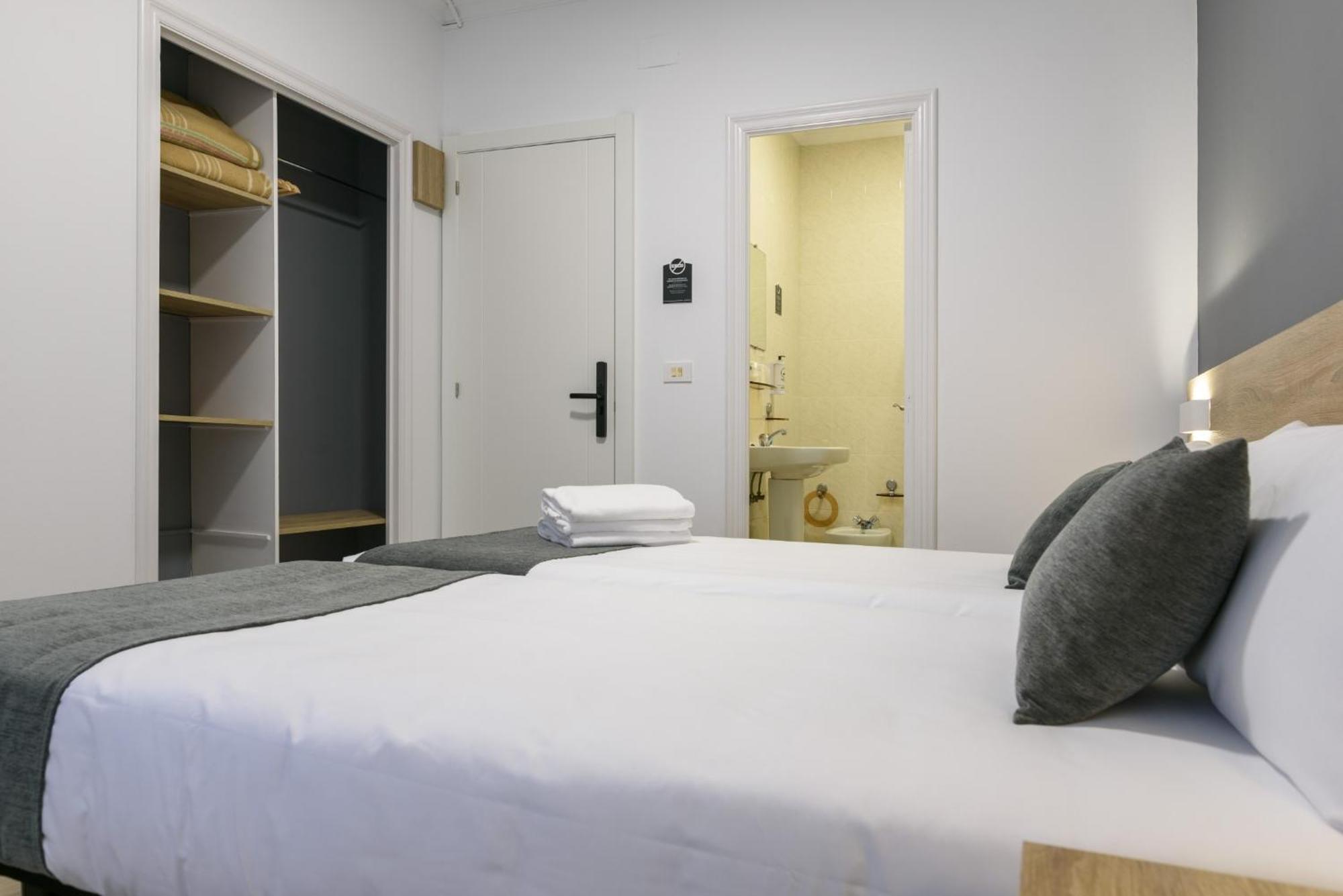 Hotel Alda Naron Extérieur photo