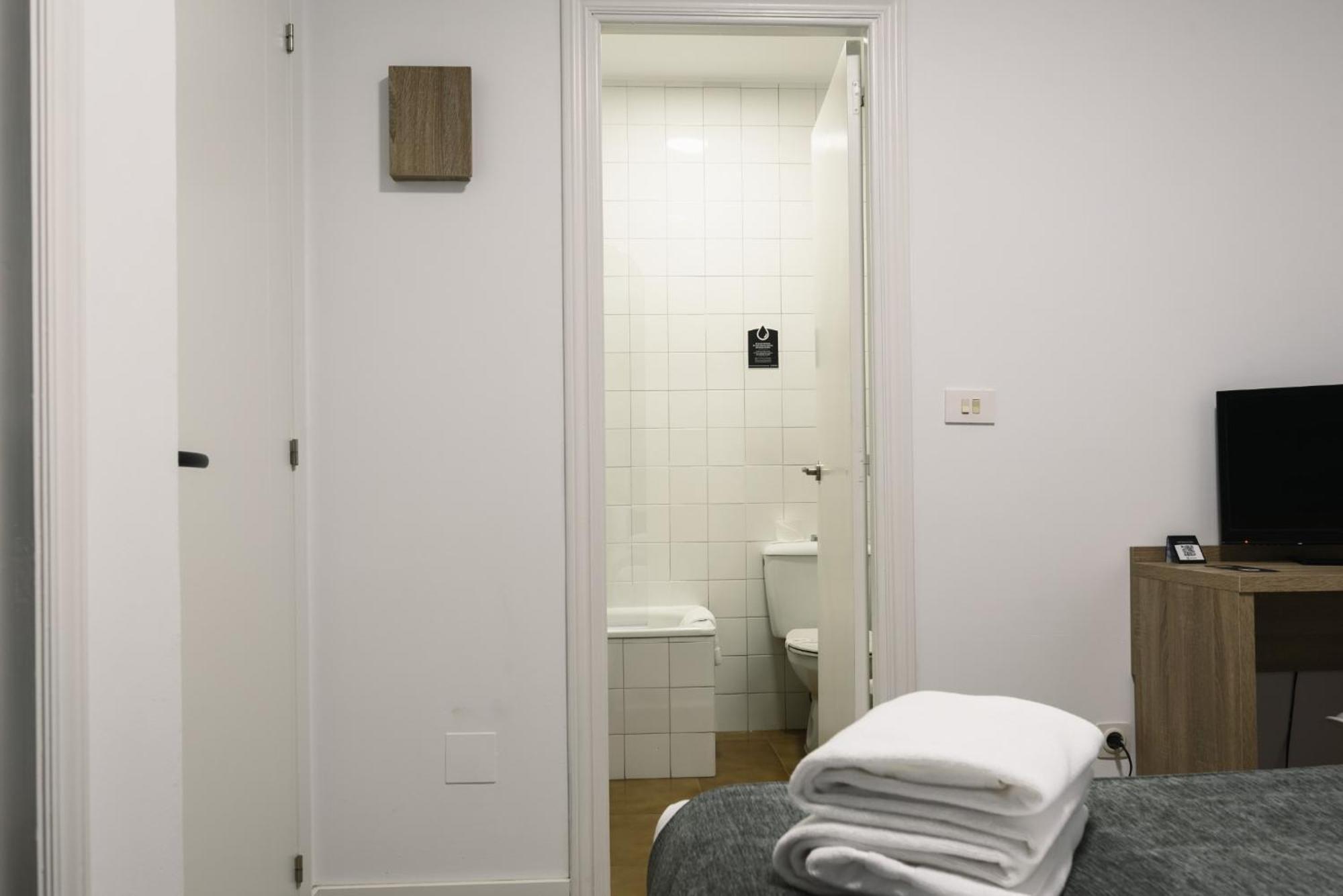 Hotel Alda Naron Extérieur photo
