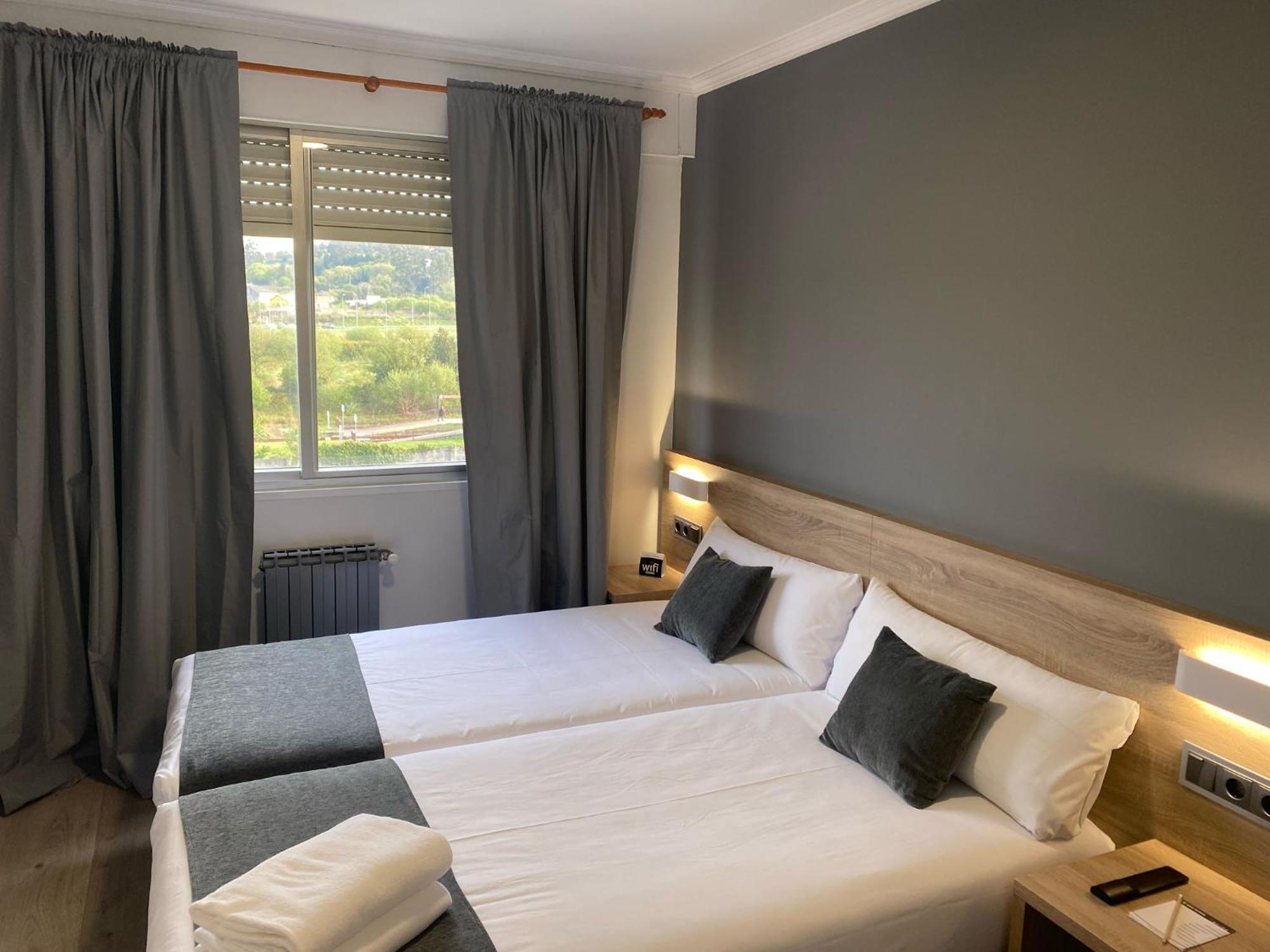 Hotel Alda Naron Extérieur photo