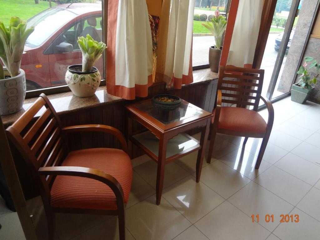 Hotel Alda Naron Extérieur photo